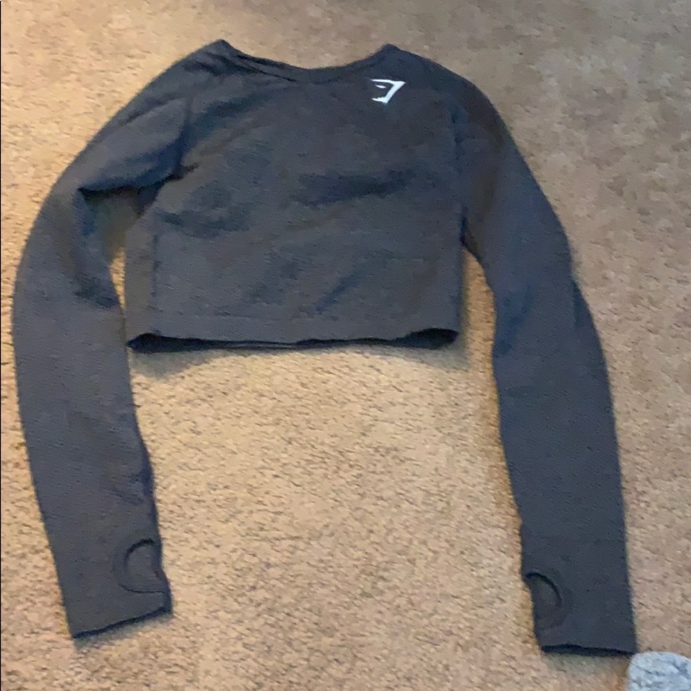 Gym shark long sleeve crop top